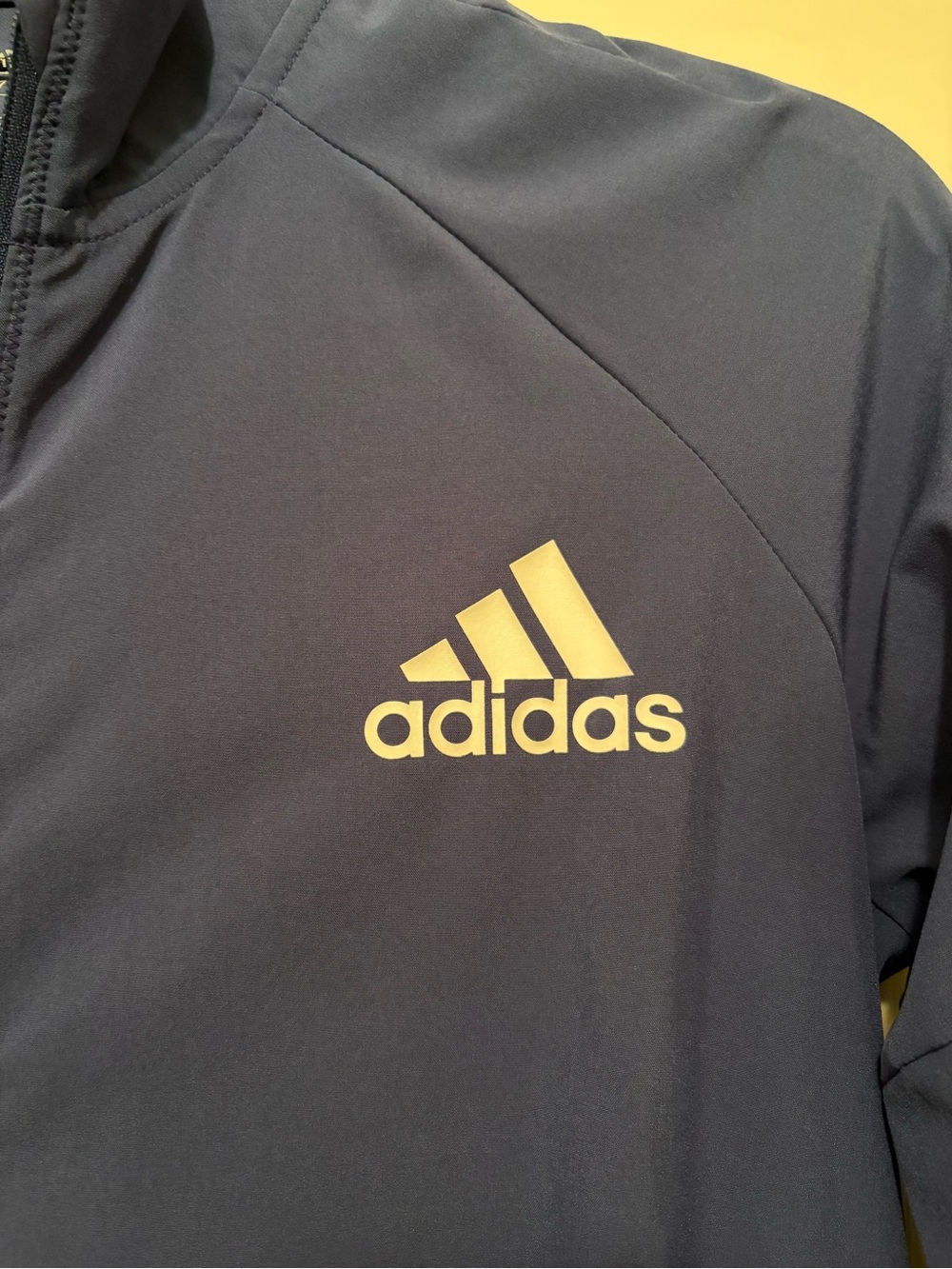 Adidas Running Jacket - Picture 3 of 5